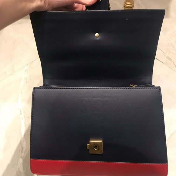 **SOLD** Authentic Gucci Dionysus Bag with Bamboo handle - Picture 5 of 12